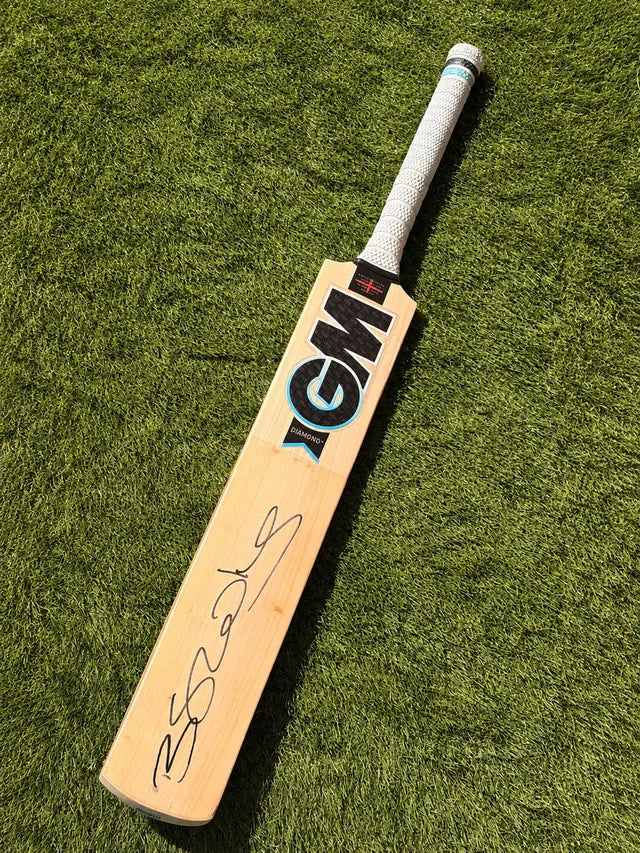 The prize: a GM cricket bat signed by Ben Stokes